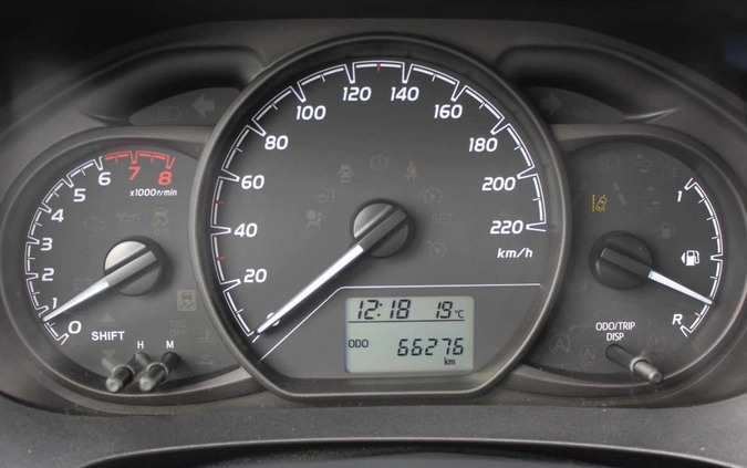 Toyota Yaris cena 49900 przebieg: 66276, rok produkcji 2017 z Choroszcz małe 277